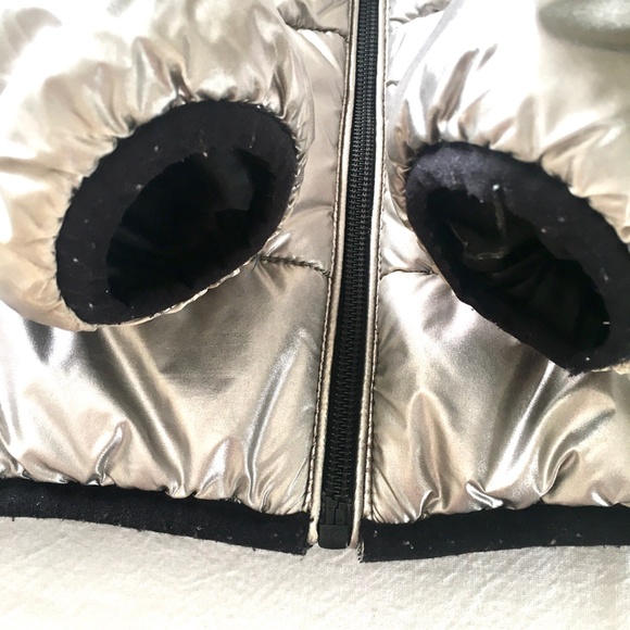 Cool metallic shiny silver girls puffer jacket, Joe Fresh, 5T - Picture 4 of 5